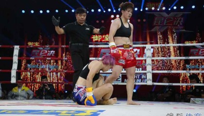  电竞女将巾帼不让，女子赛表现抢眼