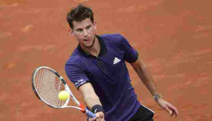  西西帕斯单反绝技频现，力克强敌晋级八强