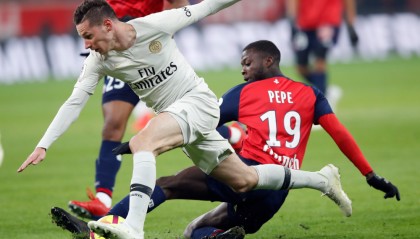  法甲豪门碰撞，巴黎圣日耳曼横扫马赛