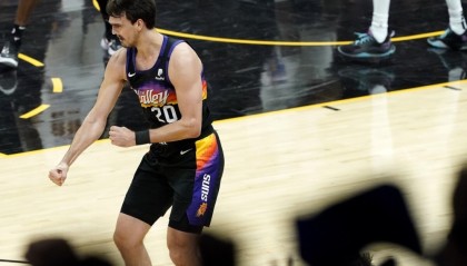  太阳保罗精准传导盘活全队攻势