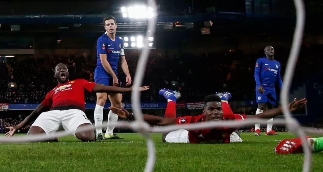  足总杯半决赛，切尔西加时淘汰水晶宫