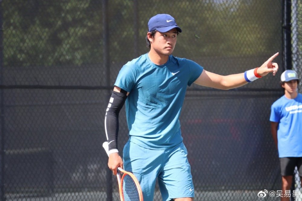  深圳挑战赛决出冠军，中国选手吴易昺斩获赛季首冠  