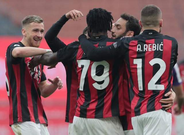  罗马多点开花轻取三分，意甲格局生变  